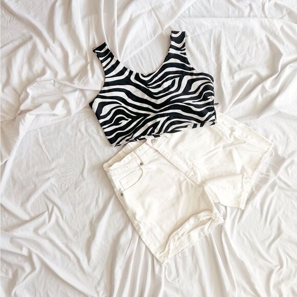 zebra top✨ - Picture 5 of 5